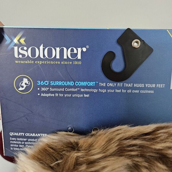 NWT Isotoner Signature 360 All Around Foam Fur Booties Women’s 6.5-7 Burgundy - Picture 6 of 7